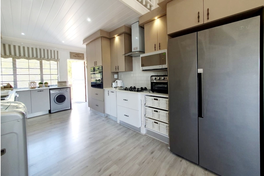 3 Bedroom Property for Sale in Vakansieplaas Western Cape